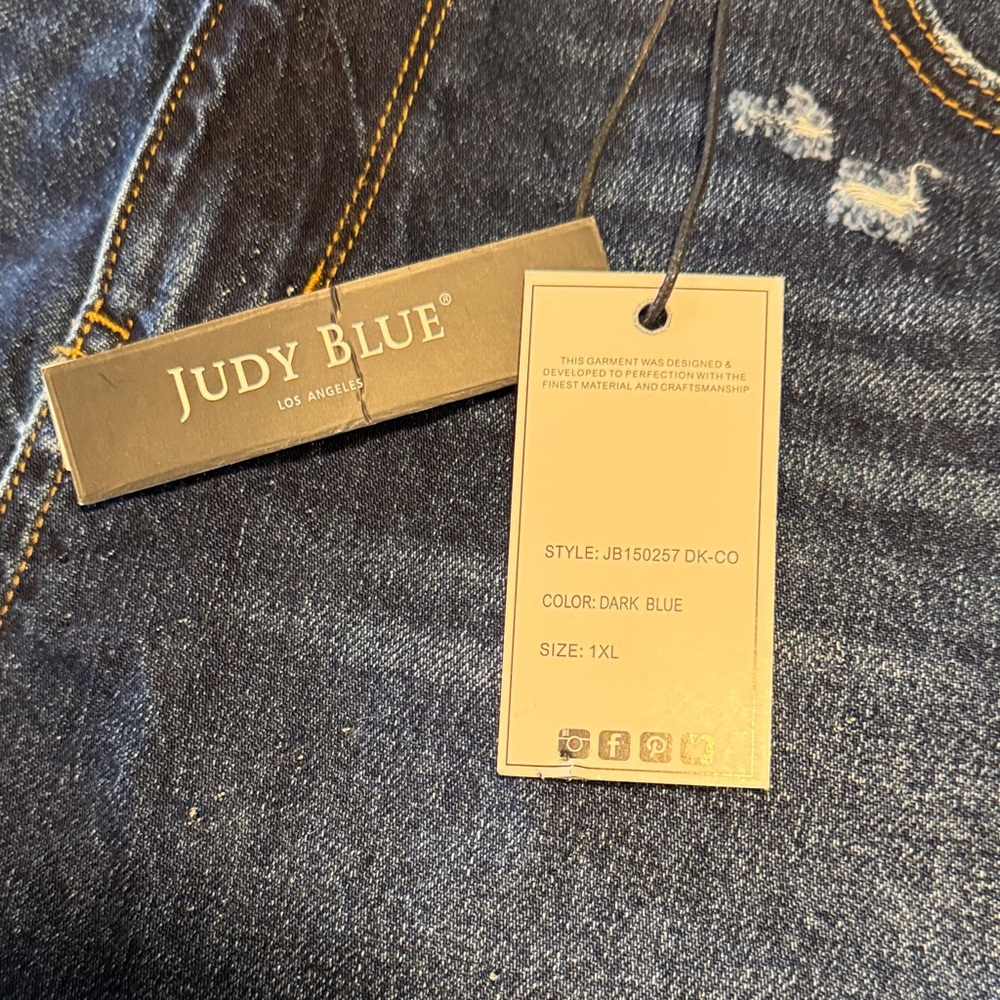 Judy Blue Dark Blue Distressed Frayed Hem Jean Shorts - Picture 2 of 5